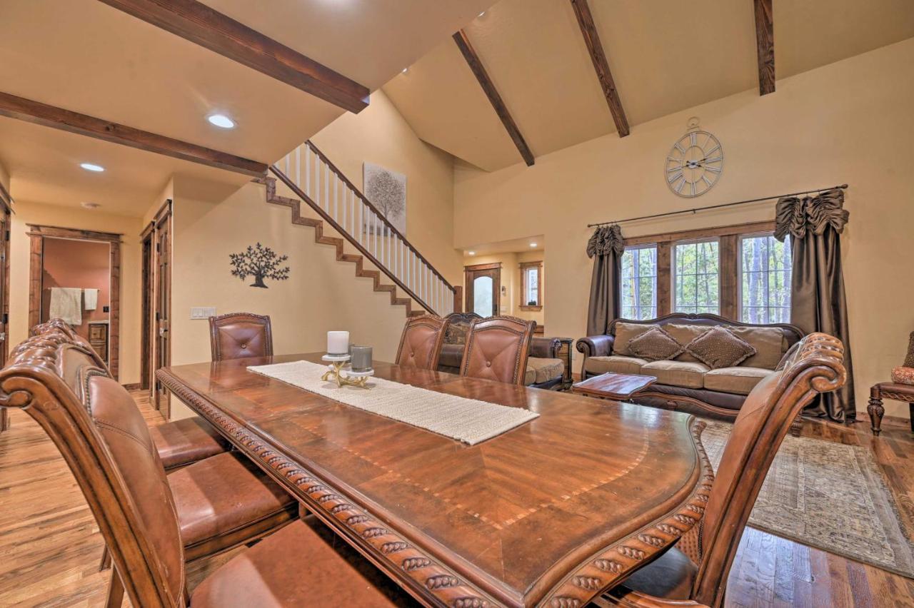 Tudor-Style Broken Bow Cottage With Hot Tub And Decks! Stephens Gap Екстер'єр фото