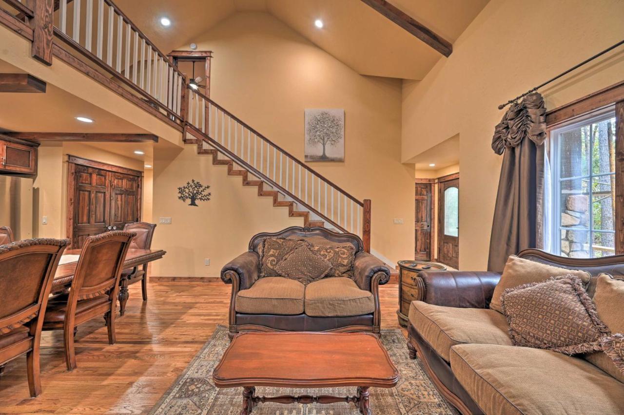 Tudor-Style Broken Bow Cottage With Hot Tub And Decks! Stephens Gap Екстер'єр фото