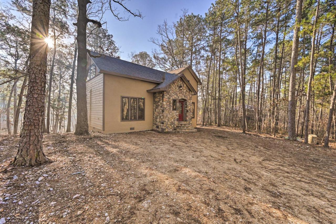 Tudor-Style Broken Bow Cottage With Hot Tub And Decks! Stephens Gap Екстер'єр фото