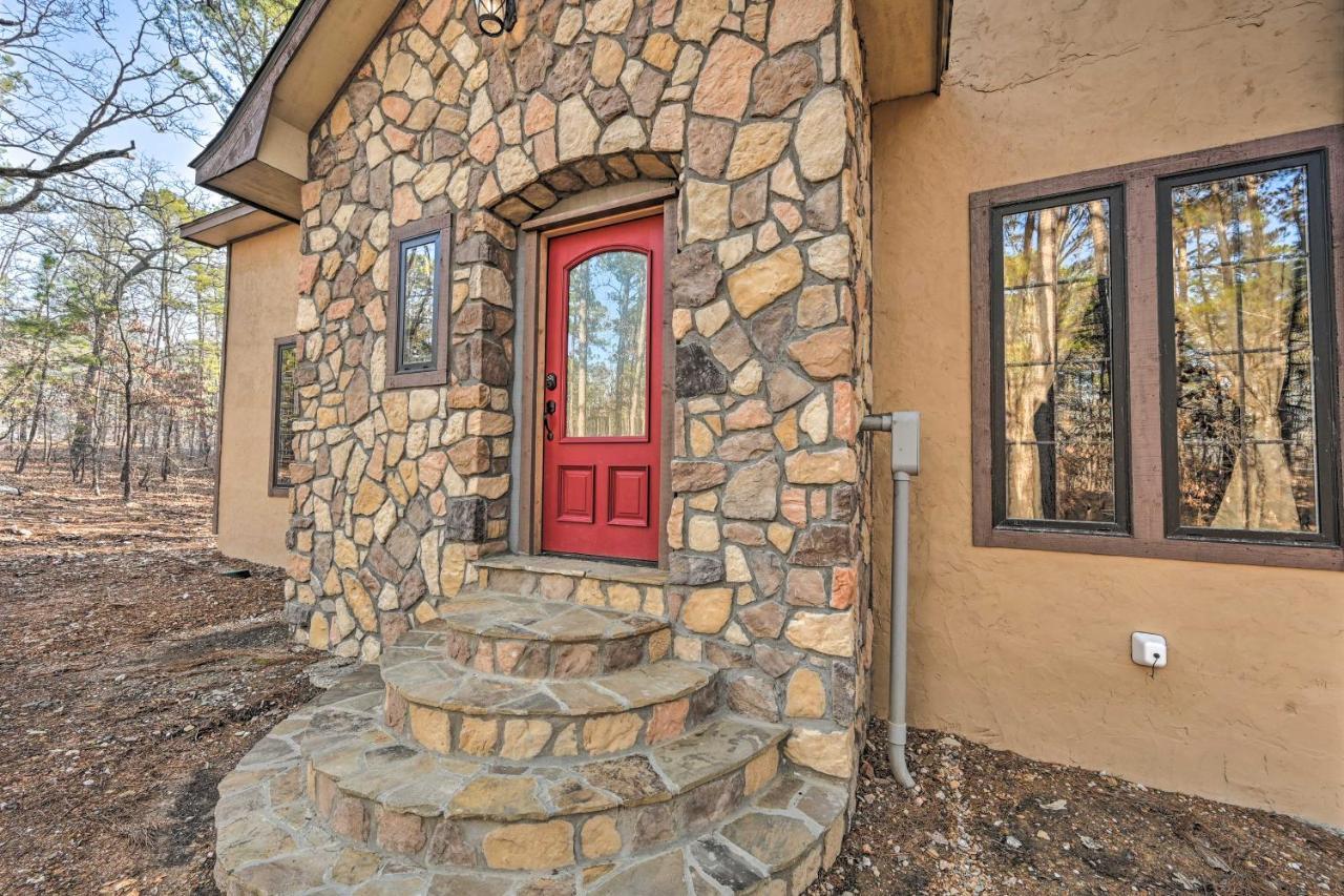 Tudor-Style Broken Bow Cottage With Hot Tub And Decks! Stephens Gap Екстер'єр фото